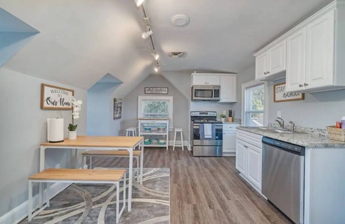 Portsmouth House | Newly remodeled - Safe area - Large Bedrooms