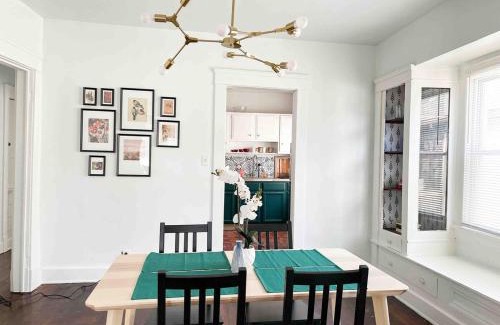 Cleveland Apartment | Newly Remodeled Up Unit Apartment We Allow Pets