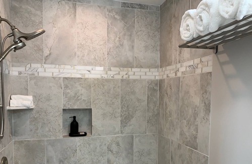 Glasgow Apartment | Newly remodeled