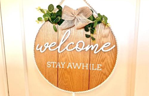 West Valley City Apartment | Newly Remodeled 2 bedroom 1 bath duplex