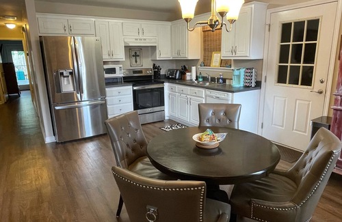 Tuscaloosa House | Newly Remodled 3 Br/2 Ba In Tuscaloosa