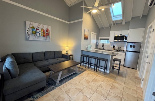 Point Pleasant Beach Condo | Newly Renovated Beach Bungalow with Parking