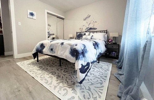 Garfield Heights Apartment | Newly Renovated - Beautiful 5 Star Apartment