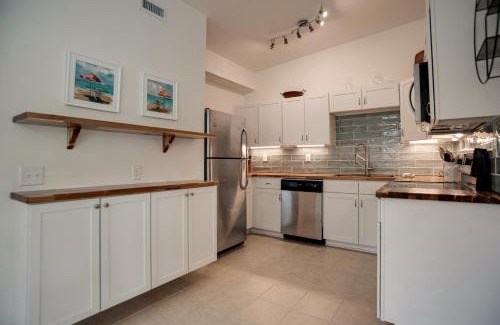 Folly Field House | Newly Renovated Duplex, Upper Unit, 4th row from the beach