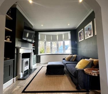 Sheffield House | Newly Renovated 2-Bed Home