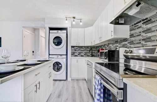 Calgary Apartment | Newly Renovated 2Bed by Nose Hill Parking FirePit