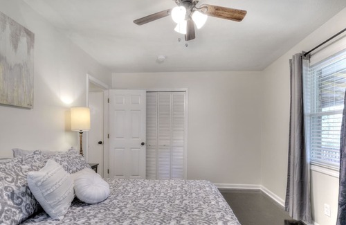 White House | Newly Renovated 3 Bedroom Fire Pit & Pet Friendly