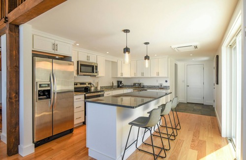 Harrison House | * NEWLY RENOVATED * 4-bedroom home on Long Lake with sunset views!