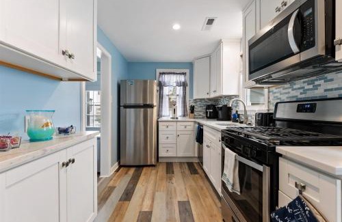 North Wildwood House | Newly Renovated 4 Bedroom Home Only 2 Blocks From The Beach!