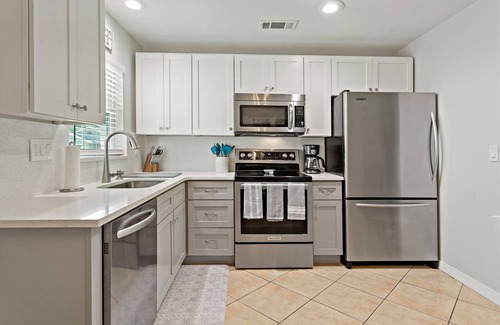 Safety Harbor Apartment | Newly Renovated Apt in Stunning Safety Harbor!