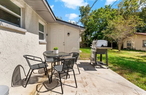 Safety Harbor Apartment | Newly Renovated Apt in Stunning Safety Harbor!