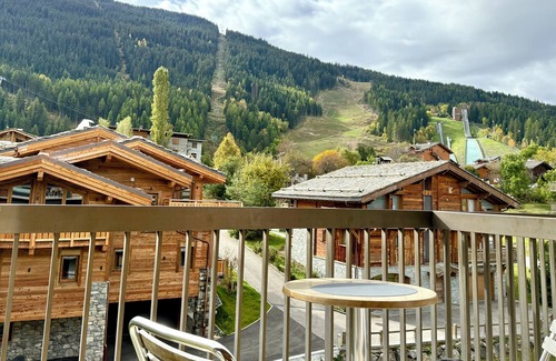 Le Praz Apartment | Newly renovated apartment for 6 people in Courchevel Le Praz