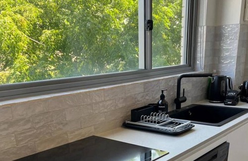 Bondi Junction Apartment | Newly Renovated Luxurious Apartment