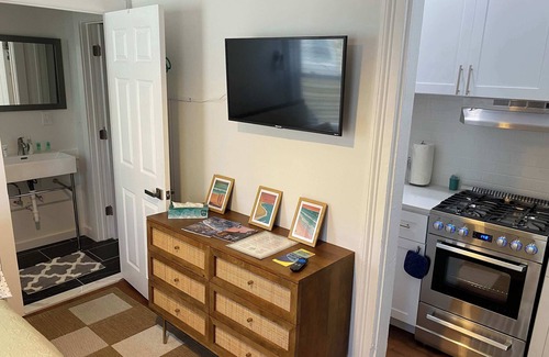 Ocean Grove Apartment | Newly Renovated Beach Apartment with Private Entry #5