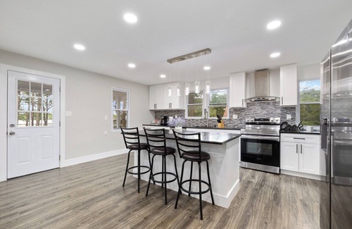 Mount Pocono House | Newly Renovated Charmer, Spacious 6-bedroom house.