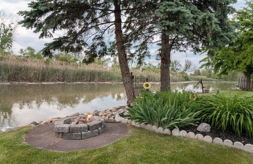 Kingsville House | Newly renovated chateau with all the comforts of home.