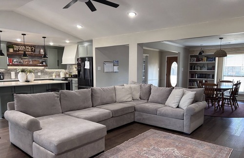 Conway House | Newly Renovated Classic Conway Home! Close to all Conway has to offer.