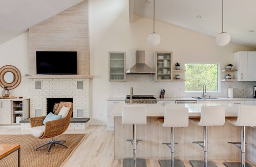Clearwater Beach House | Newly renovated contemporary with glimpse of Gardiners Bay, custom details.