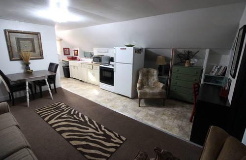 Augusta Apartment | Newly Renovated, Completely Furnished Cozy Attic Apartment