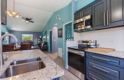 Englewood East House | Newly renovated, cozy 2 bedroom.