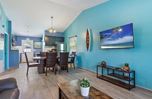 Englewood East House | Newly renovated, cozy 2 bedroom.