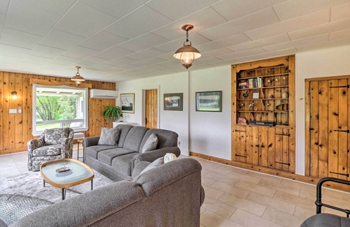 Eureka Cottage | Newly Renovated, Eureka Lakefront Retreat!