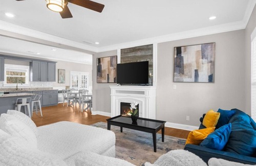 Lawrenceville House | Newly Renovated Family Home near Coolray Stadium!