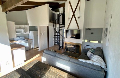Blodgett Mills Condo | Newly Renovated Family Ski Condo Across the Street from Greek Peak