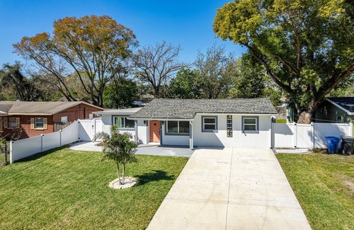Bearss Plaza House | Newly renovated home in Tampa short distance from amazing entertainment and food