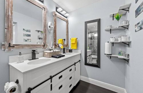 Bearss Plaza House | Newly Renovated home in Tampa, Florida