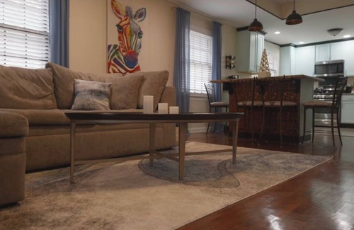 Jefferson Park House | Newly Renovated Home