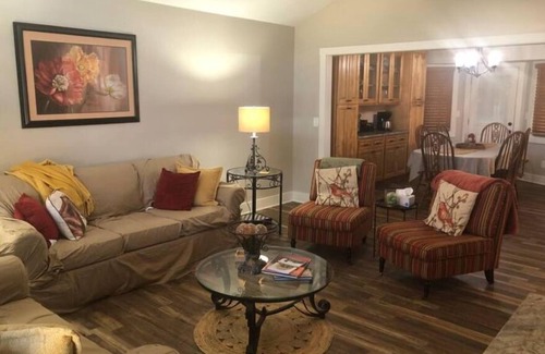 Rossville Apartment | Newly Renovated Home near Lookout Mtn & ChattanoogaTn