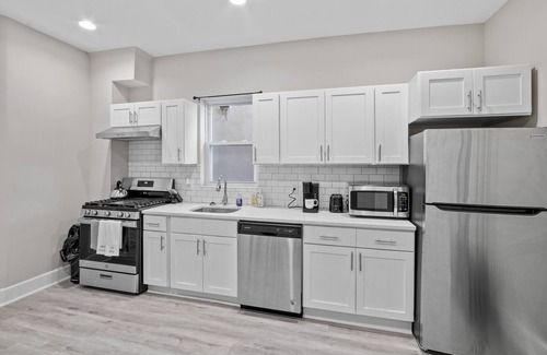 Trenton House | Newly Renovated House in Trenton near Sesame Place, Six Flags & High Speed Wifi