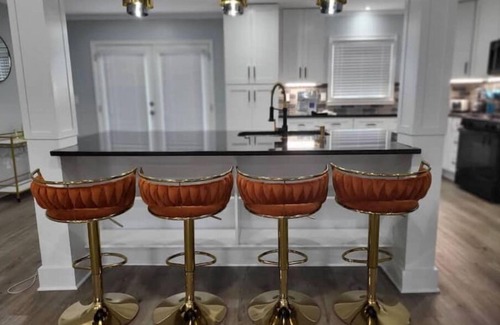 Lawrenceville House | Newly Renovated Luxurious Home