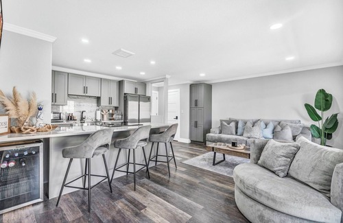 Granite Shoals Condo | Newly renovated luxurious Lake View Getaway