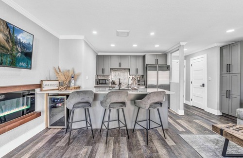 Granite Shoals Condo | Newly renovated luxurious Lake View Getaway