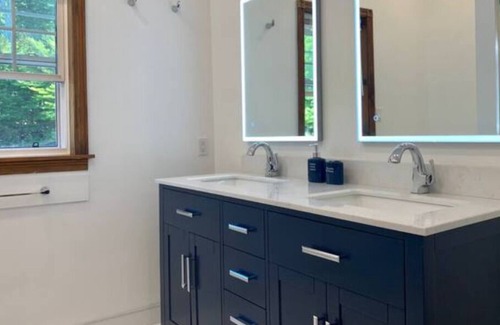 Minden Other | NEWLY RENOVATED Luxurious Getaway In The Hills