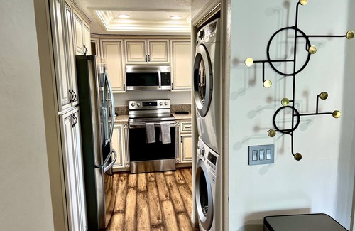 Aliso Viejo Condo | Newly renovated OC Condo w/Memory Foam King Bed