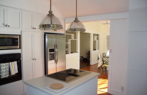 Kapaau House | Newly renovated piece of paradise. Experience Old Hawaii at its best.