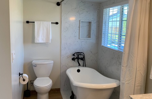 Santa Cruz Cottage | Newly renovated private Cottage with pool and hottub! 5 min to beach!