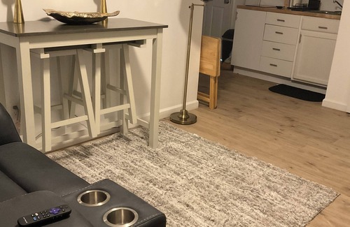 Still Pond House | Newly renovated single family home with attached guest suite