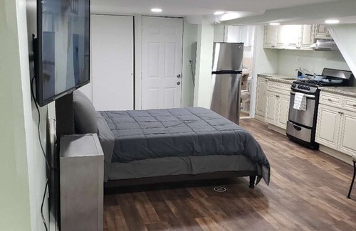 Ocean Hill House | Newly Renovated Suite In Ocean hill