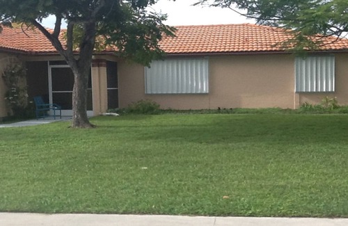 Gardens of Gulf Cove House | Newly renovated lake-view home in quiet neighborhood near the beach