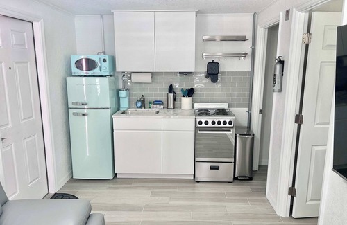 Charlotte Harbor Apartment | Newly Renovated Charlotte Harbor - Sunset Inn #5