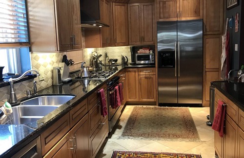 Valley Village House | Newly Renovated Valley Gem: A Family Home with Yard, BBQ, Pool and More