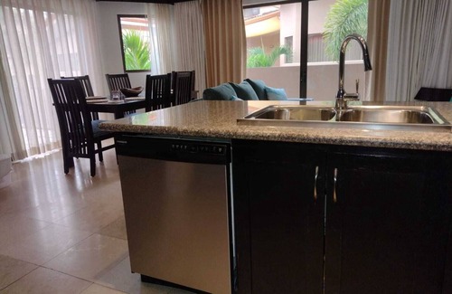 El Ocotal Condo | Newly Updated 2-bedroom condo in charming Playa Ocotal with AC, WiFi, 2 King bed
