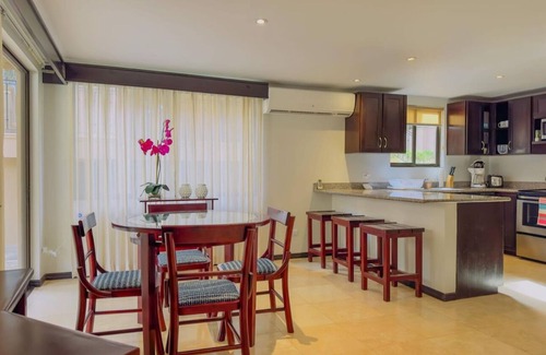 El Ocotal Condo | Newly Updated 1-bedroom condo in laid back Playa Ocotal with AC, WiFi, King Bed