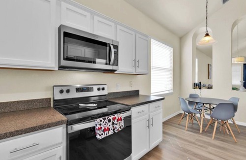 Silver Creek House | Newly Updated Disney Villa in Clermont w/Pool & Spa! Fun for the whole family!
