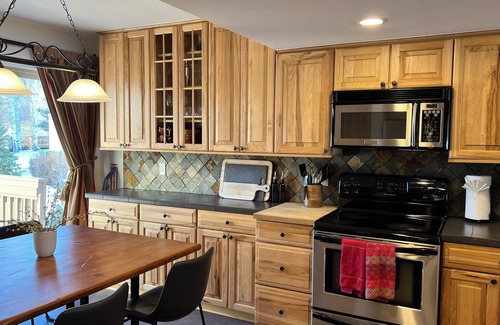 Park Meadows House | NEWLY UPDATED INTERIOR FOR 2024-2025 SKI SEASON! BOOK NOW!