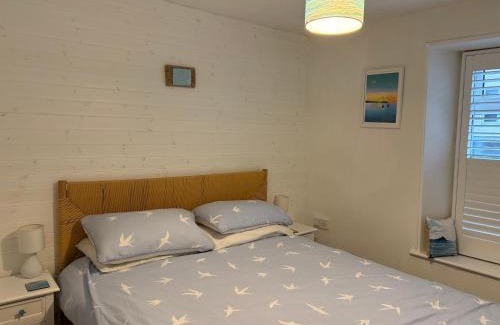 Newlyn House | Newlyn Harbour Cottage